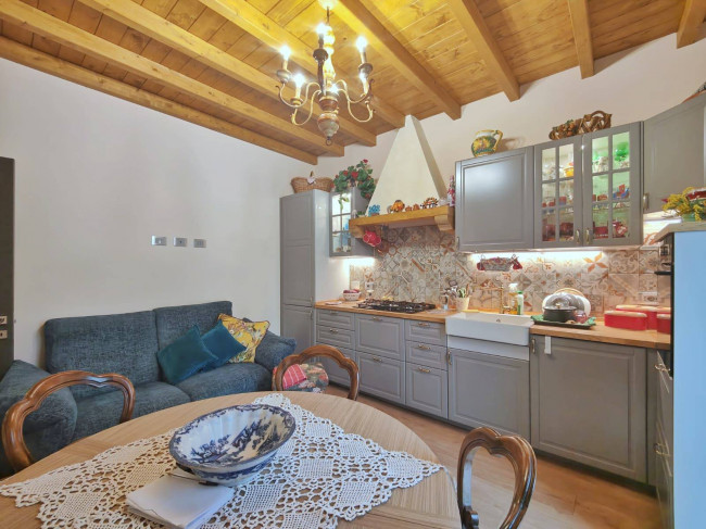 Casa singola in vendita a Campi Bisenzio
