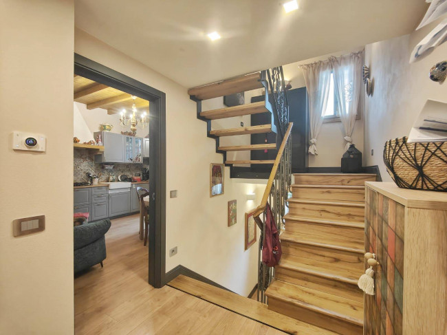 Casa singola in vendita a Campi Bisenzio