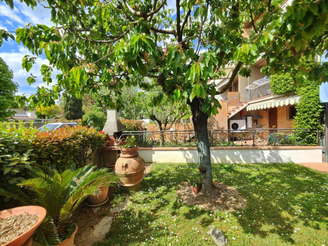 Villette a schiera in vendita a Campi Bisenzio