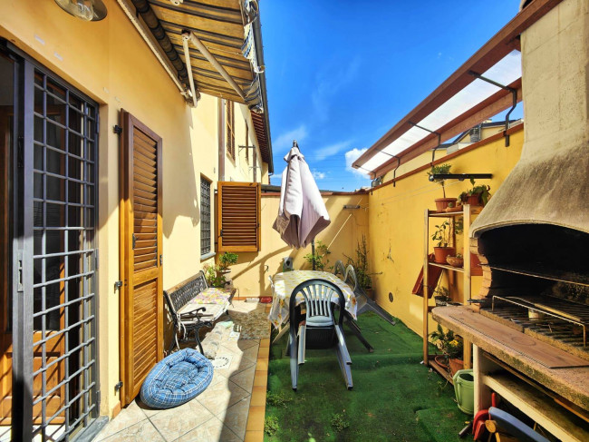 Casa singola in vendita a Prato