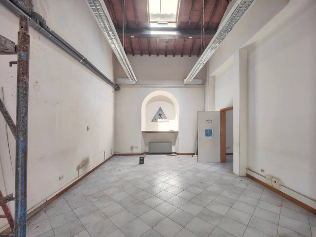 Studio/Ufficio in affitto a Sesto Fiorentino