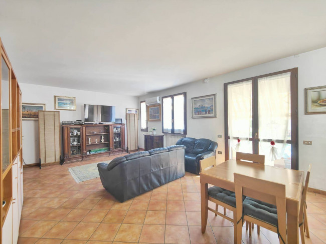 Appartamento in vendita a Campi Bisenzio