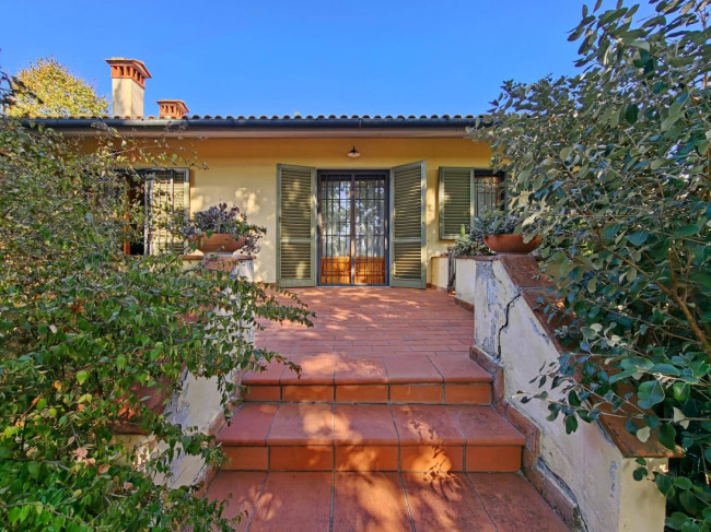 Villa in vendita a Signa