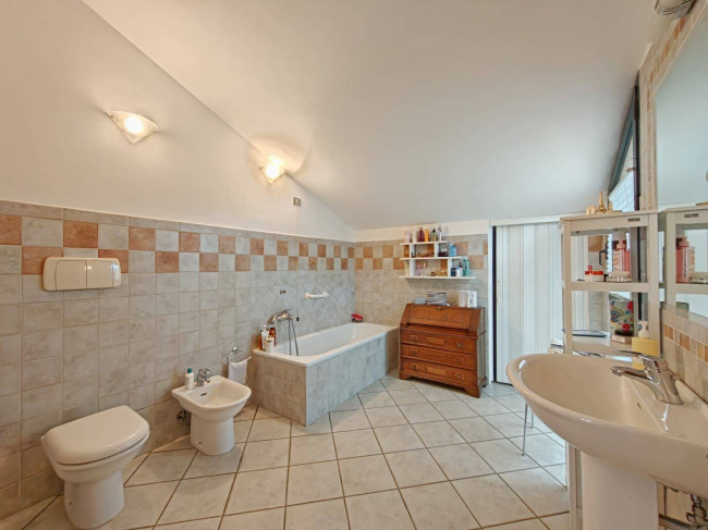 Villa in vendita a Reggello