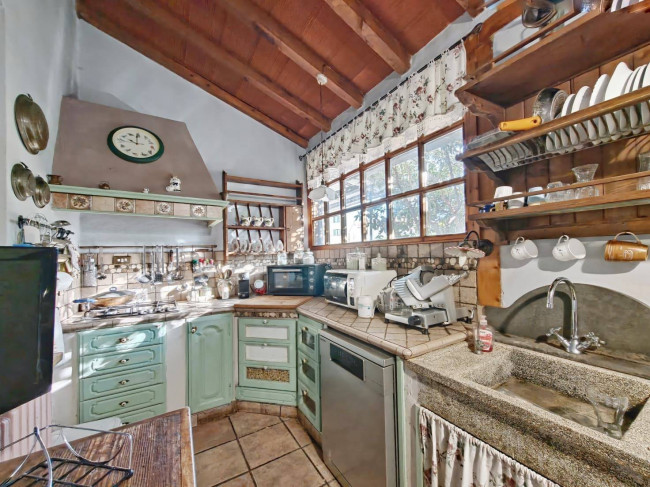 Casa singola in vendita a Campi Bisenzio
