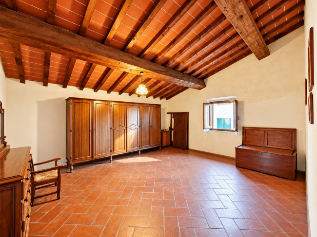 Rustico in vendita a Campi Bisenzio
