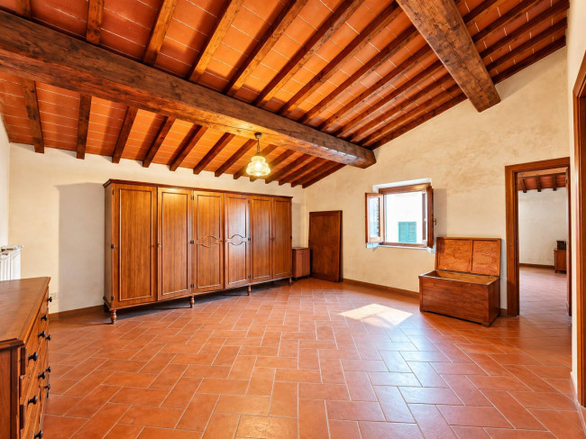 Rustico in vendita a Campi Bisenzio