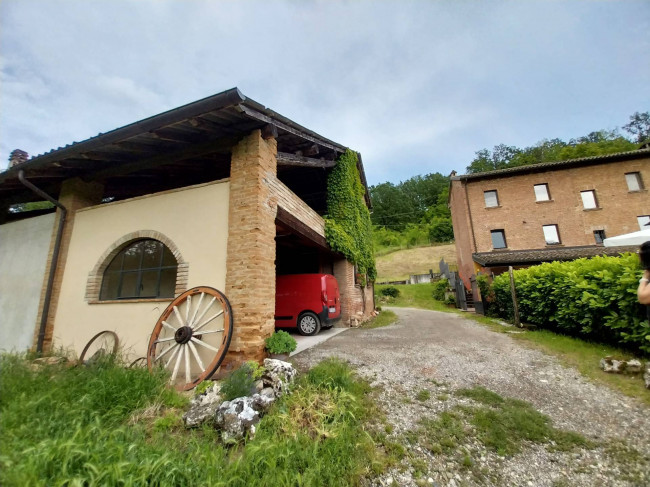 Villa in vendita a Cigognola (PV)