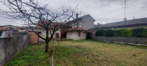 Single House for sale in Roveredo in Piano