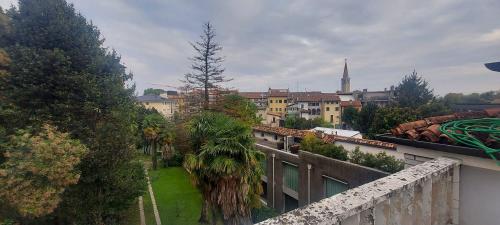 Edificio commerciale o terziario in vendita a Sacile