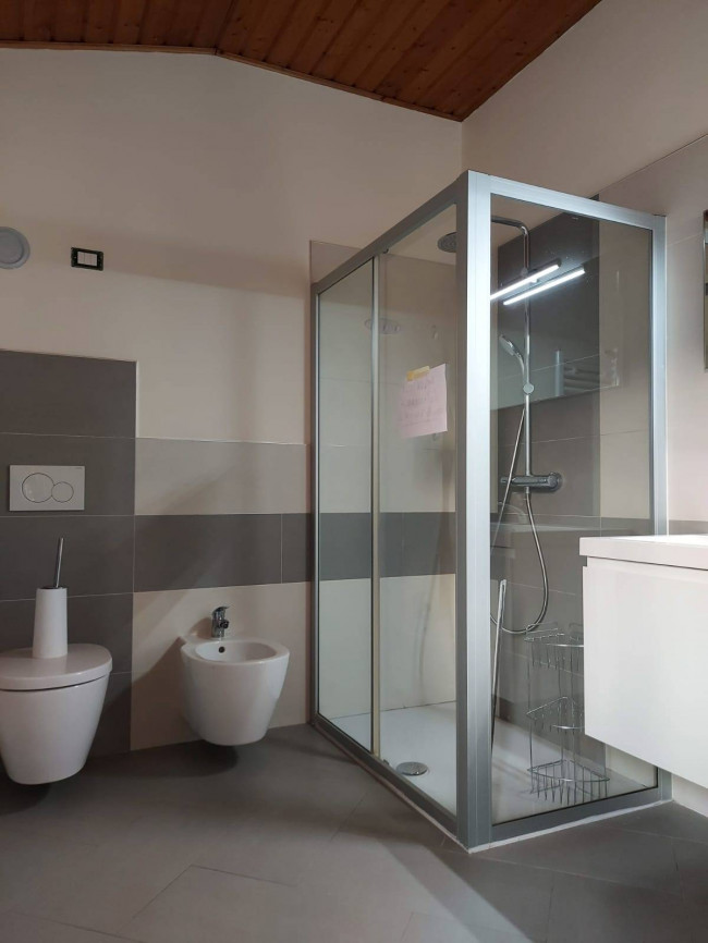 Edificio residenziale in affitto a Caneva