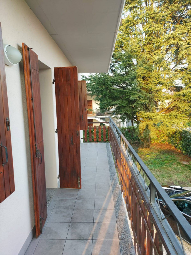 Edificio residenziale in affitto a Caneva