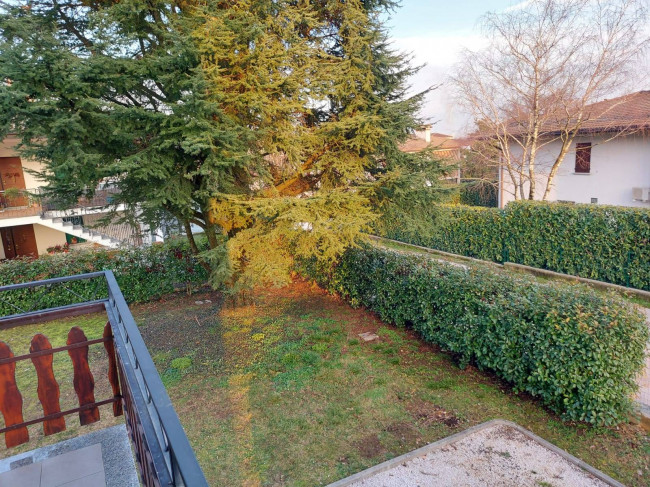 Edificio residenziale in affitto a Caneva