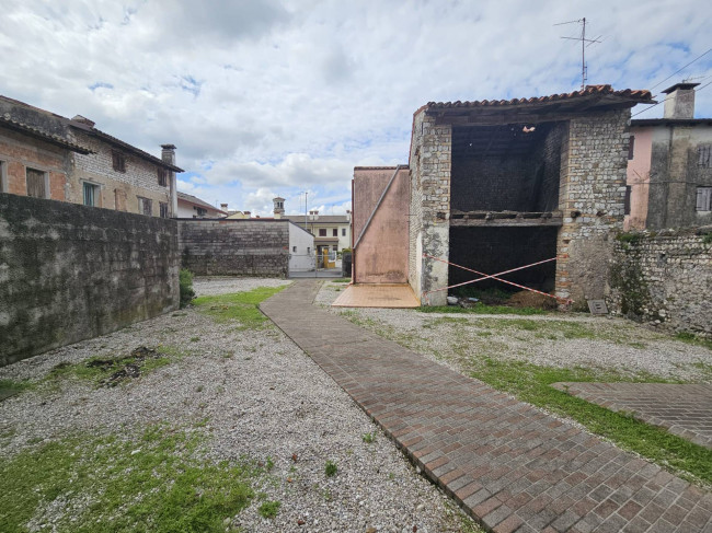 casa indipendente in vendita a Roveredo in Piano