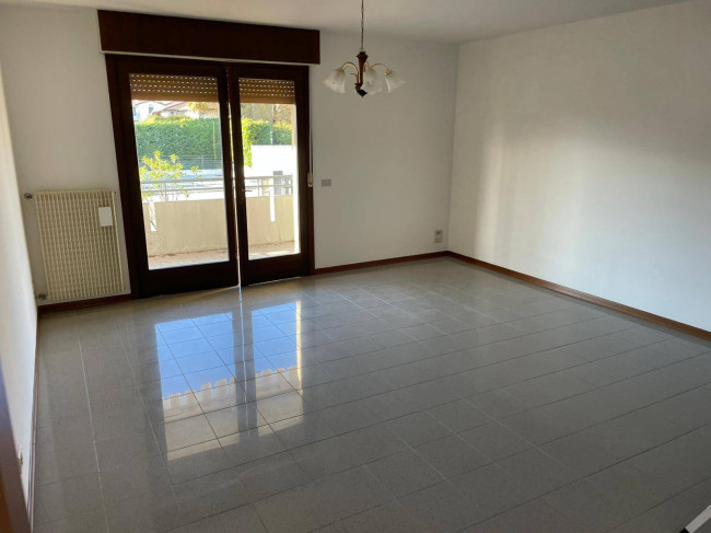 Appartamento in affitto a Roveredo in Piano