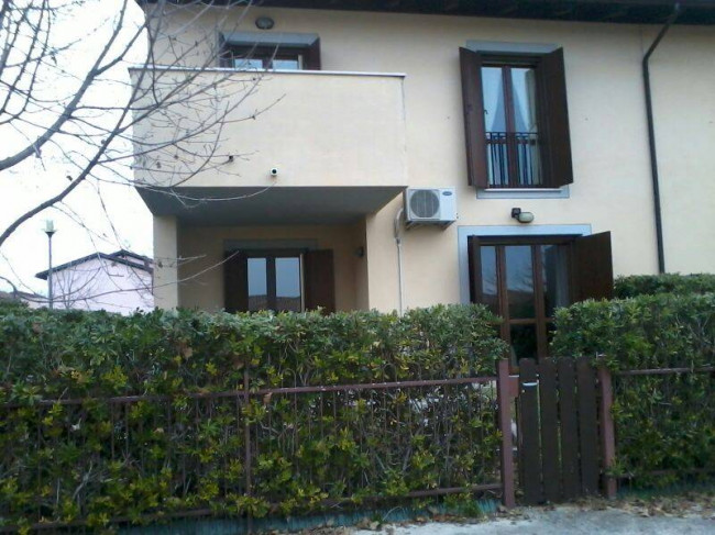 Villetta bifamiliare in affitto a Roveredo in Piano