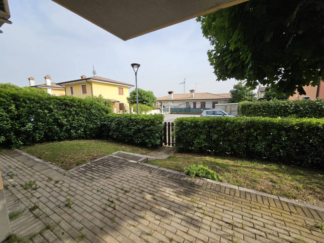 Villetta bifamiliare in affitto a Roveredo in Piano