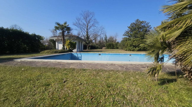 Casa singola in vendita a Roveredo in Piano