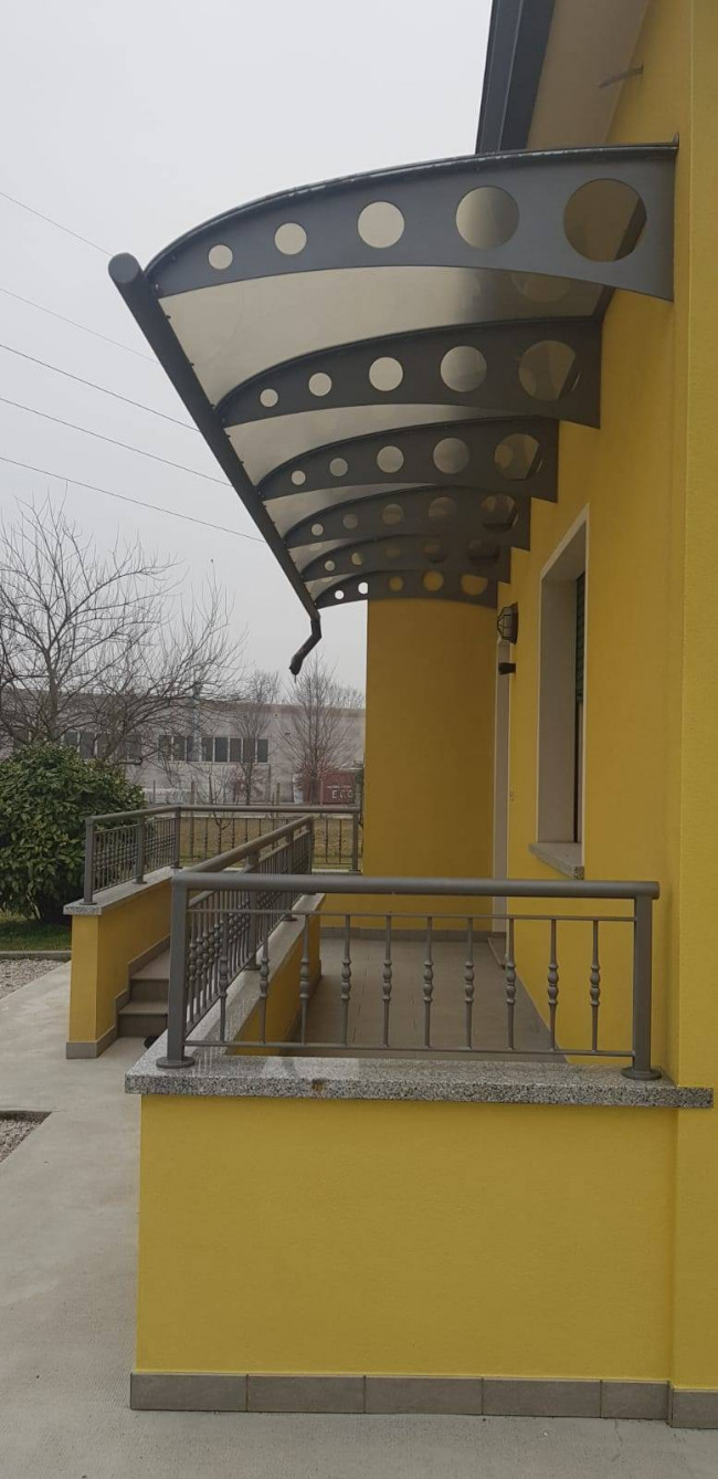 Casa singola in affitto a Caneva