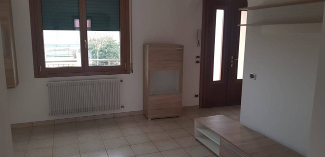 Casa singola in affitto a Caneva
