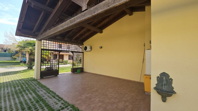Villetta bifamiliare in affitto a Roveredo in Piano