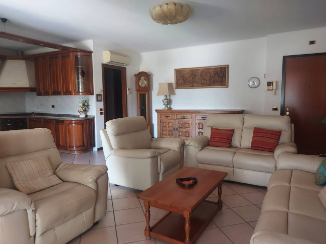 Appartamento in affitto a Roveredo in Piano