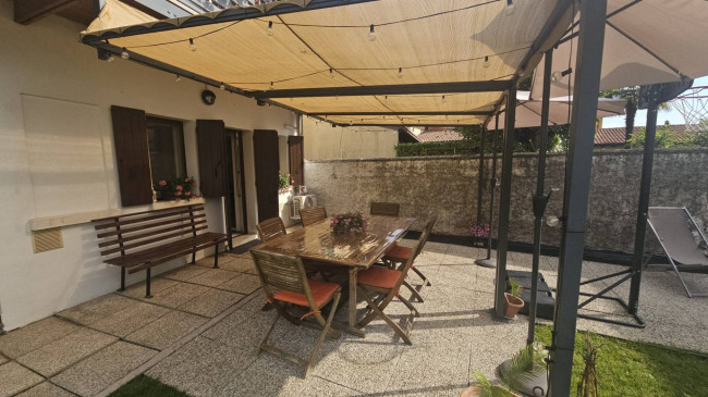 casa indipendente in vendita a Roveredo in Piano