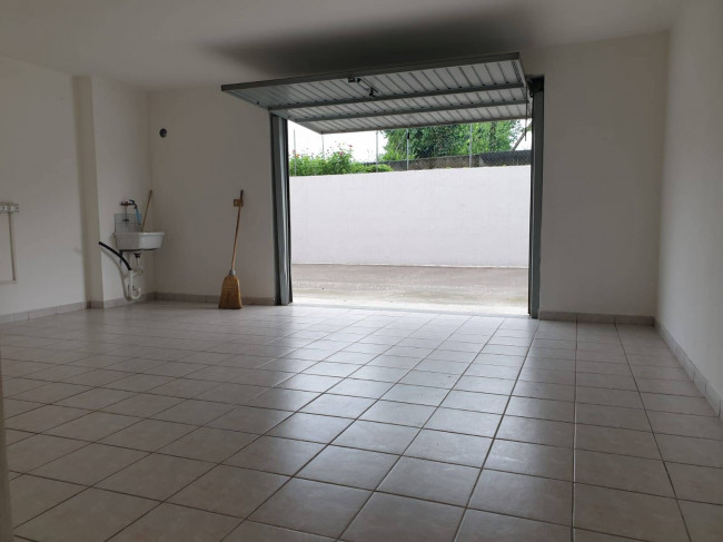 Appartamento in affitto a Roveredo in Piano