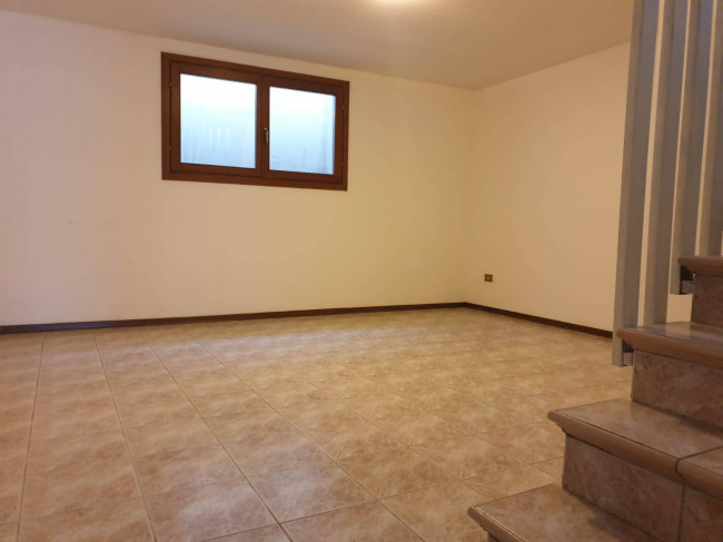 Appartamento in affitto a Roveredo in Piano
