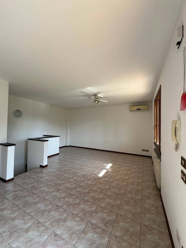 Apartment for rent in Roveredo in Piano