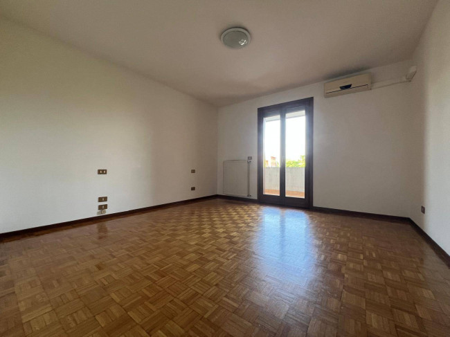 Apartment for rent in Roveredo in Piano
