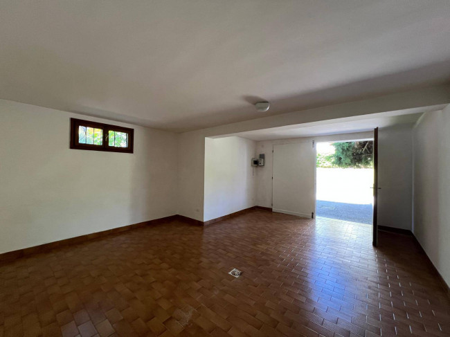Single House for rent in Roveredo in Piano