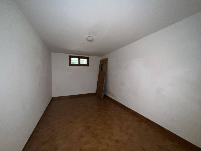 Single House for rent in Roveredo in Piano