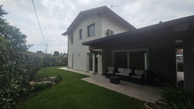 Single house for rent in Porcia