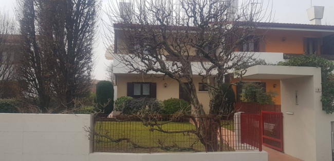 Single House for rent in Pordenone