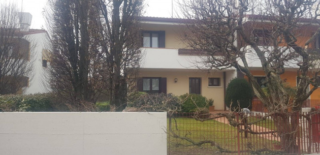 Single House for rent in Pordenone