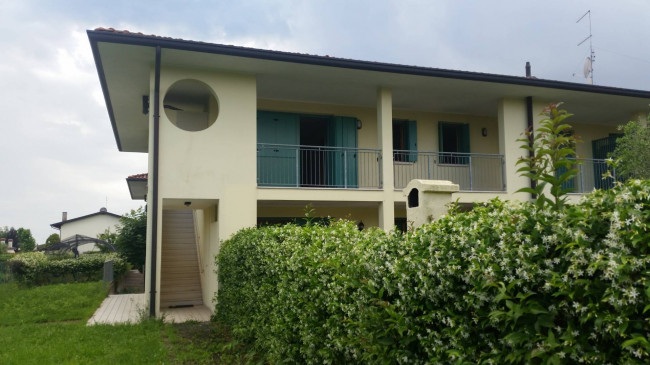 Appartamento in affitto a Roveredo in Piano