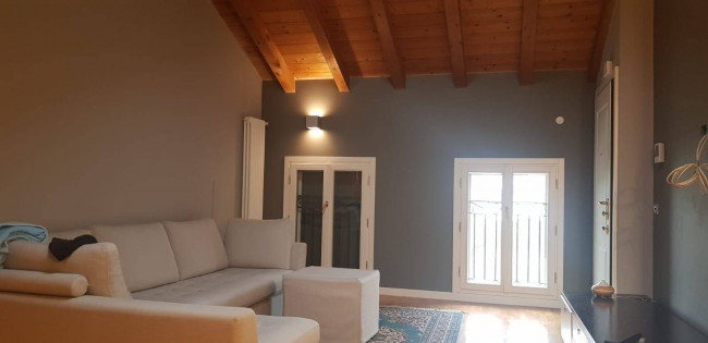 Appartamento in affitto a Fontanafredda