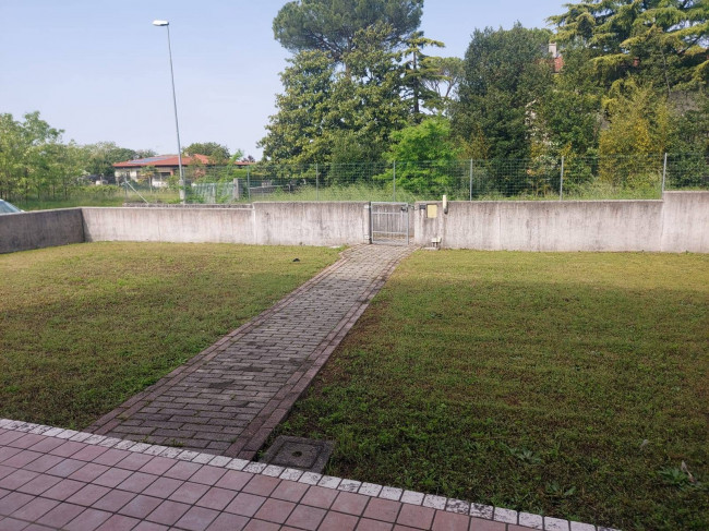 Appartamento in affitto a Roveredo in Piano