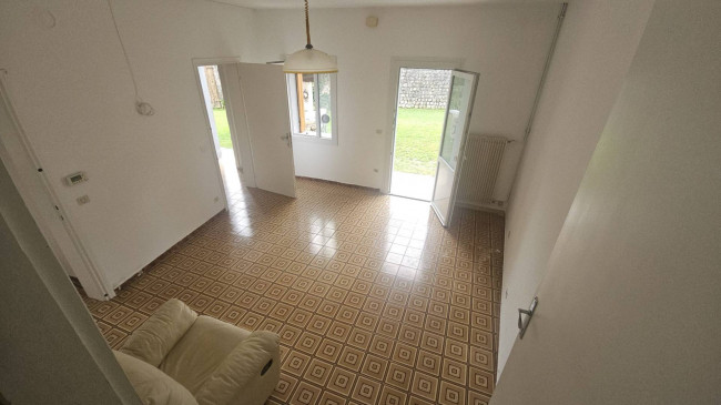 casa indipendente in vendita a Budoia