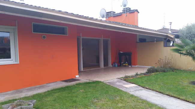 Duplex for rent in Roveredo in Piano