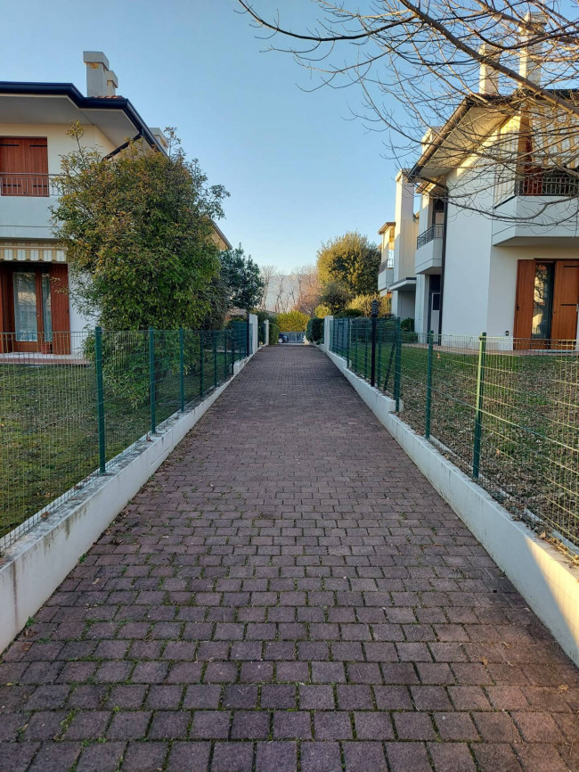 Appartamento in affitto a Roveredo in Piano