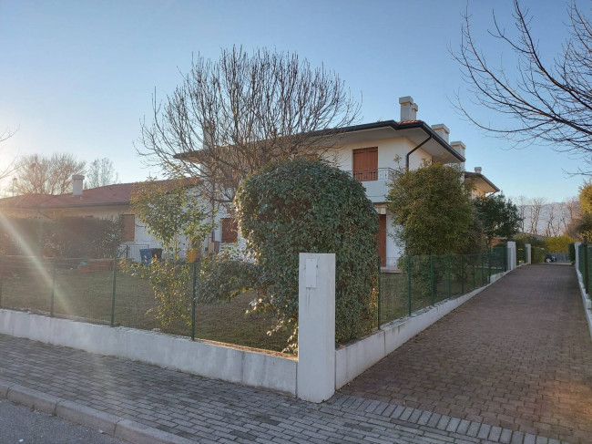 Appartamento in affitto a Roveredo in Piano