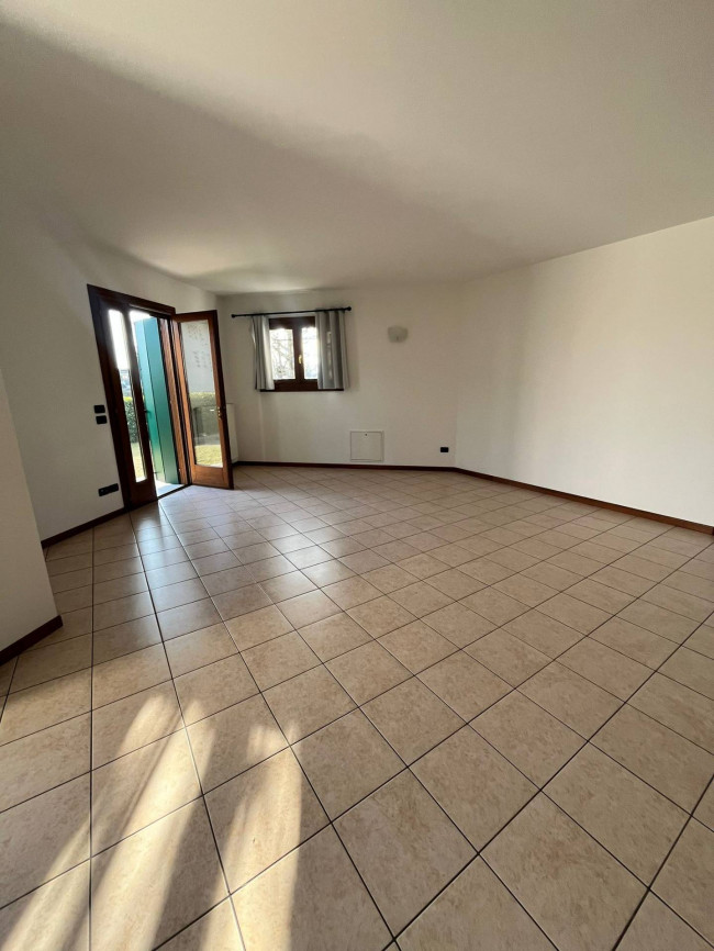 Villetta bifamiliare in affitto a Fontanafredda