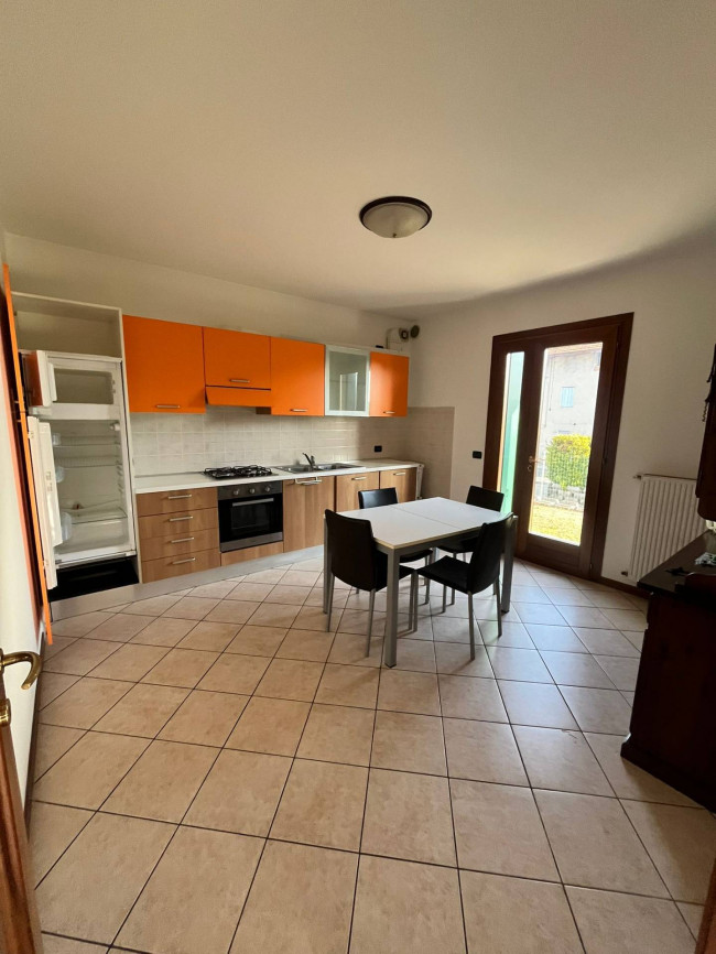 Villetta bifamiliare in affitto a Fontanafredda