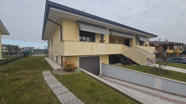 Appartamento in affitto a Brugnera