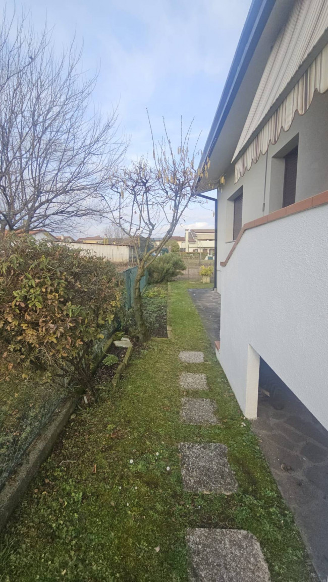 Casa singola in vendita a Roveredo in Piano