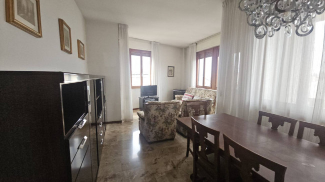 Appartamento in vendita a Roveredo in Piano