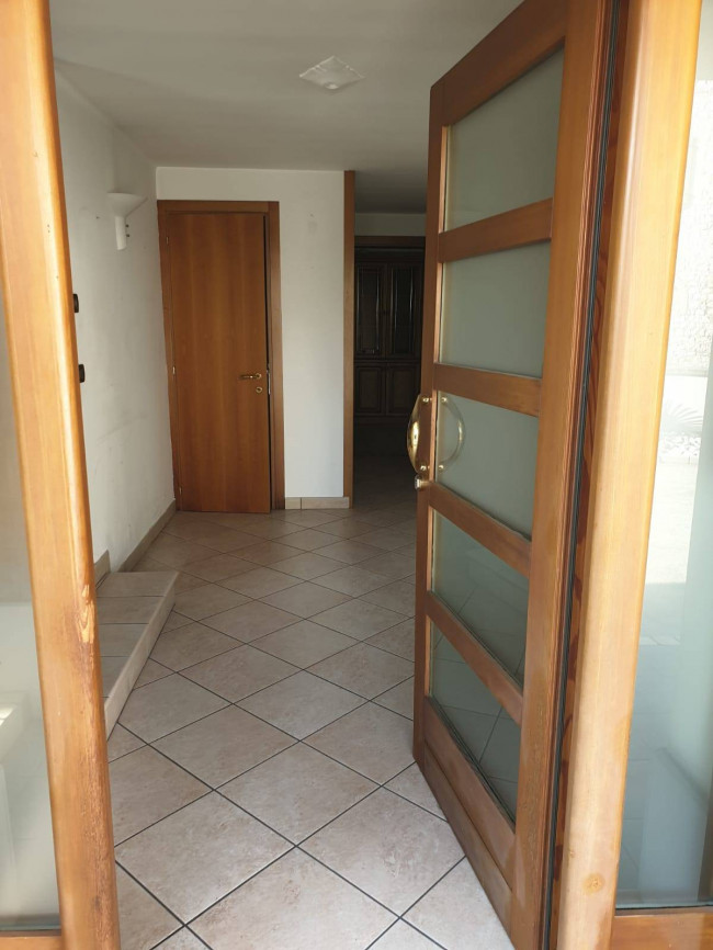 casa indipendente in affitto a Fontanafredda