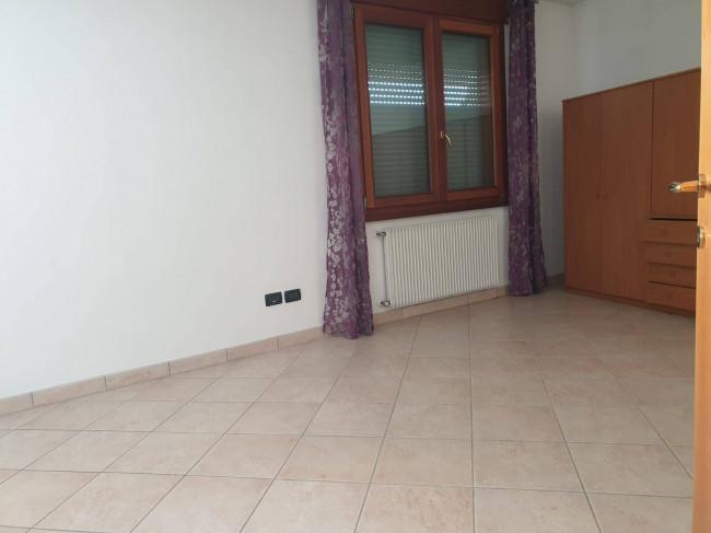 casa indipendente in affitto a Fontanafredda